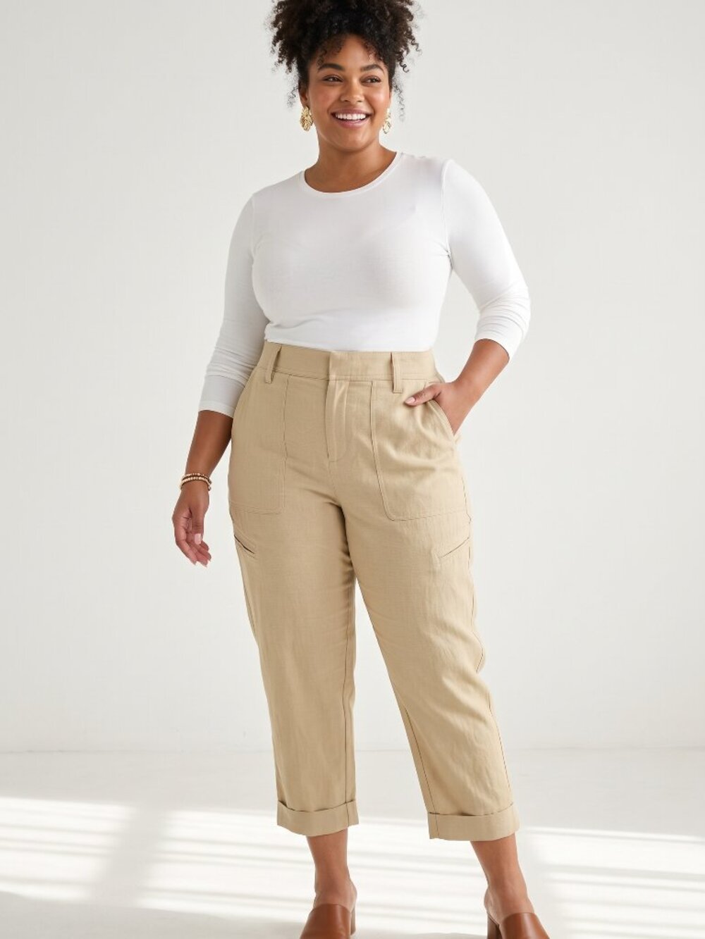 Vince Women Utility Pants Linen Beige Cropped L NWT $398 Quiet Luxury Old Money